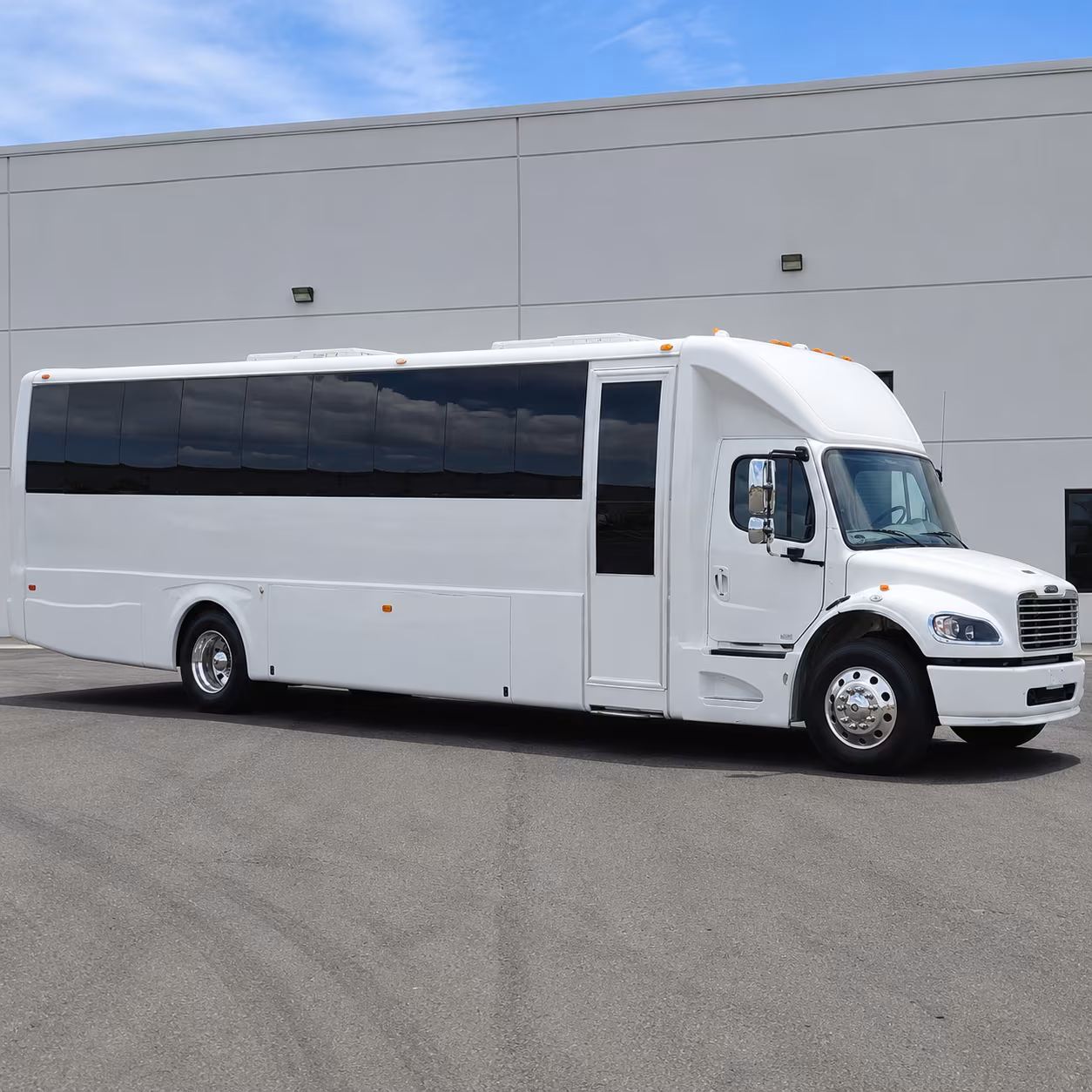 High Point Winery Tour & Pub Crawl Transportation