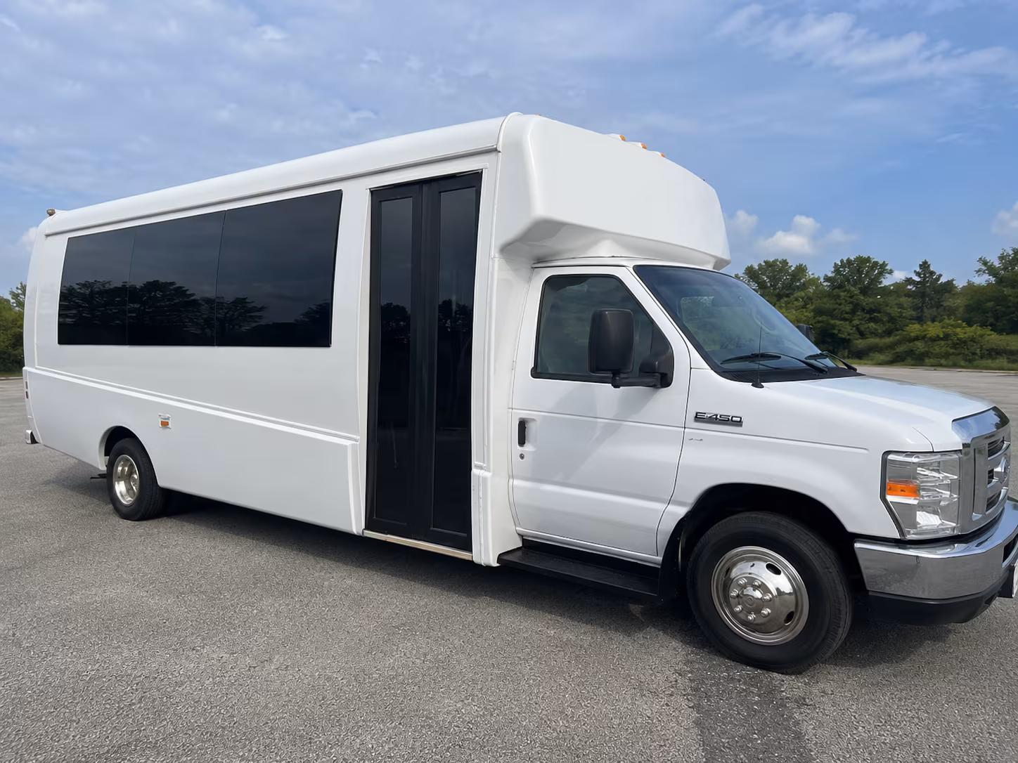 Raleigh Winery Tour & Pub Crawl Transportation