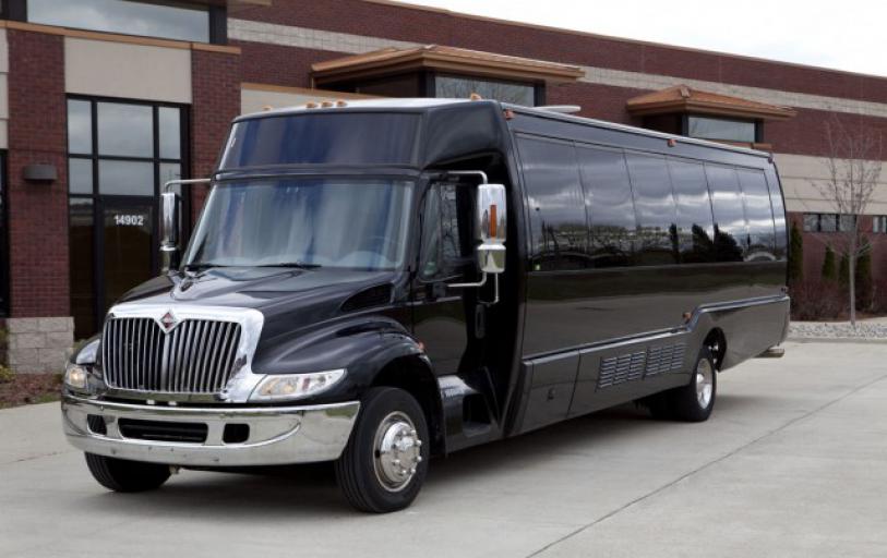 Durham 20 Passenger Party Bus